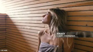 深度解析按摩技巧：专业教程助您解锁身心舒缓之旅 poster