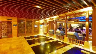 佛山桑拿类型全攻略：解锁多元选择，找到你的专属桑拿 海报