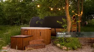 岭南水乡的温柔呵护：探寻佛山桑拿按摩的地域风情 poster