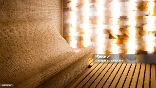 佛山桑拿的秘密：舒缓身心，揭秘桑拿的健康益处与注意事项 海报