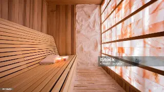 岭南水乡的温柔乡：佛山桑拿按摩中的地域文化脉动 poster