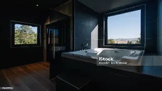 告别僵硬！佛山老中医私藏的居家按摩秘籍，让你秒变柔软 海报